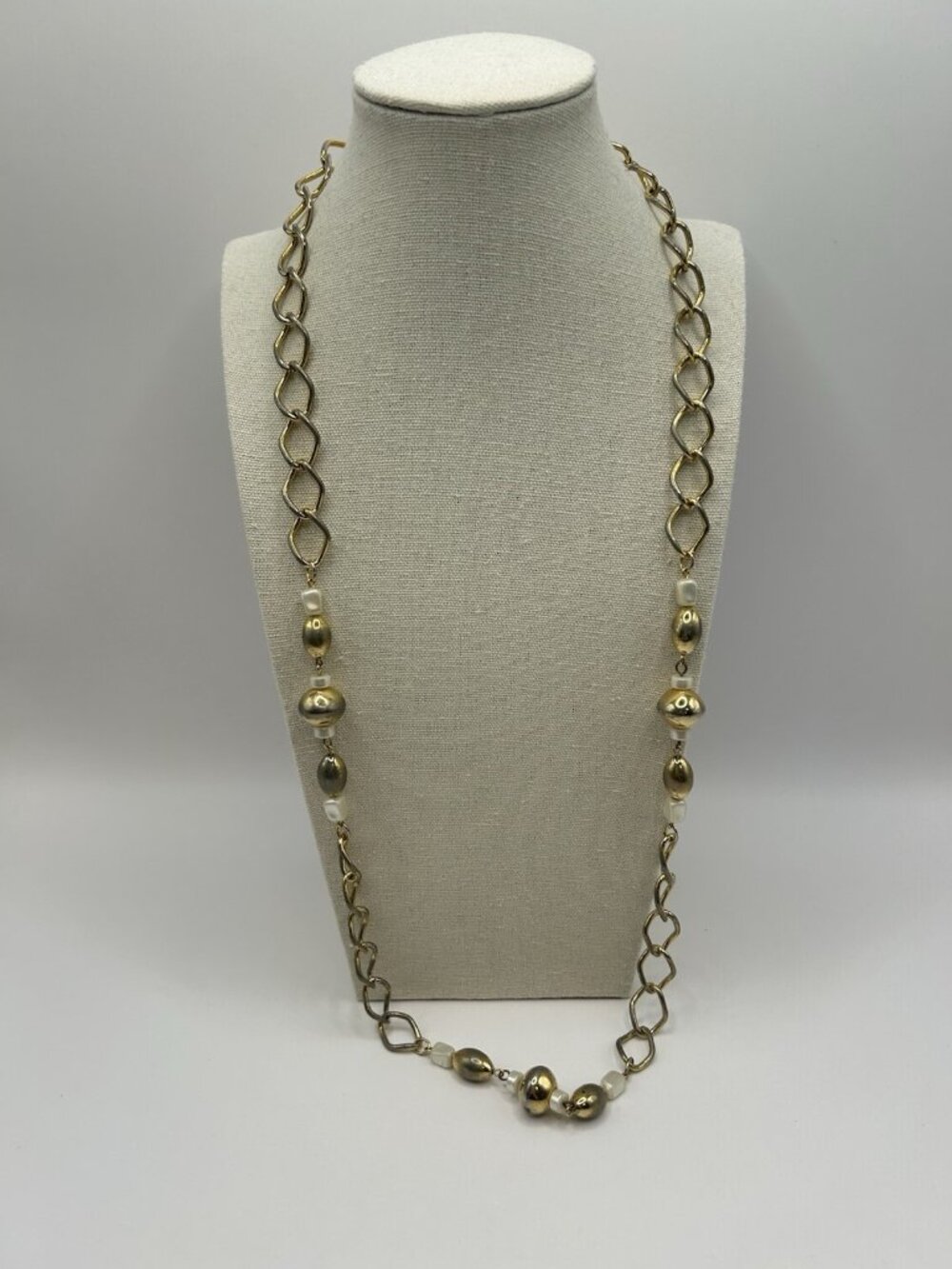 Vintage Gold Tone Metal Bead Chain Necklace Long Link Station Statement Boho Fun - Picture 9 of 13